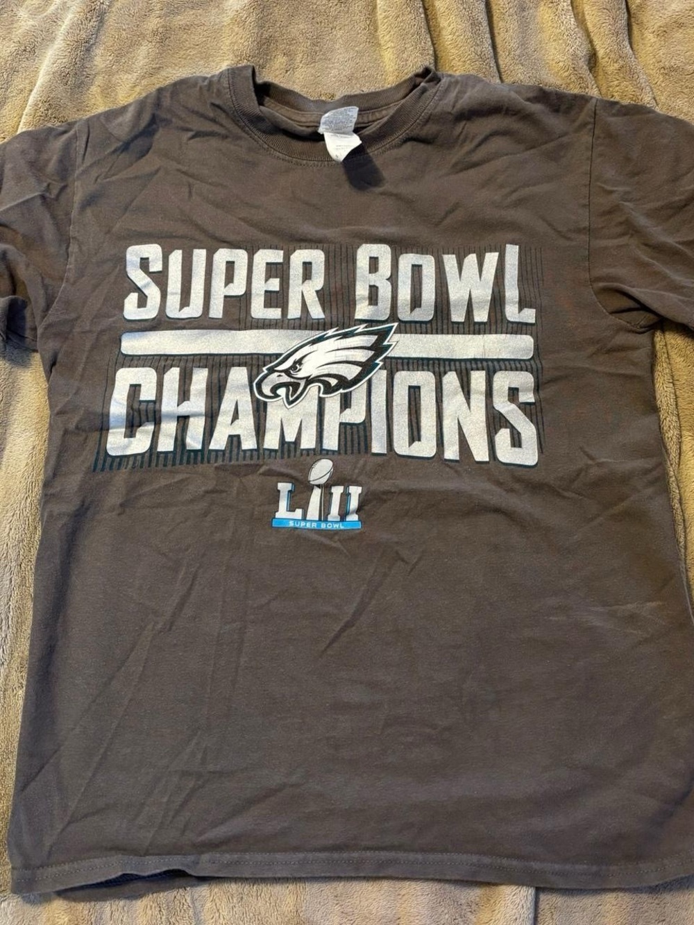 Eagles tshirt
